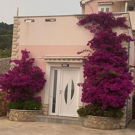 Apartmani Ivana Cres Exterior foto